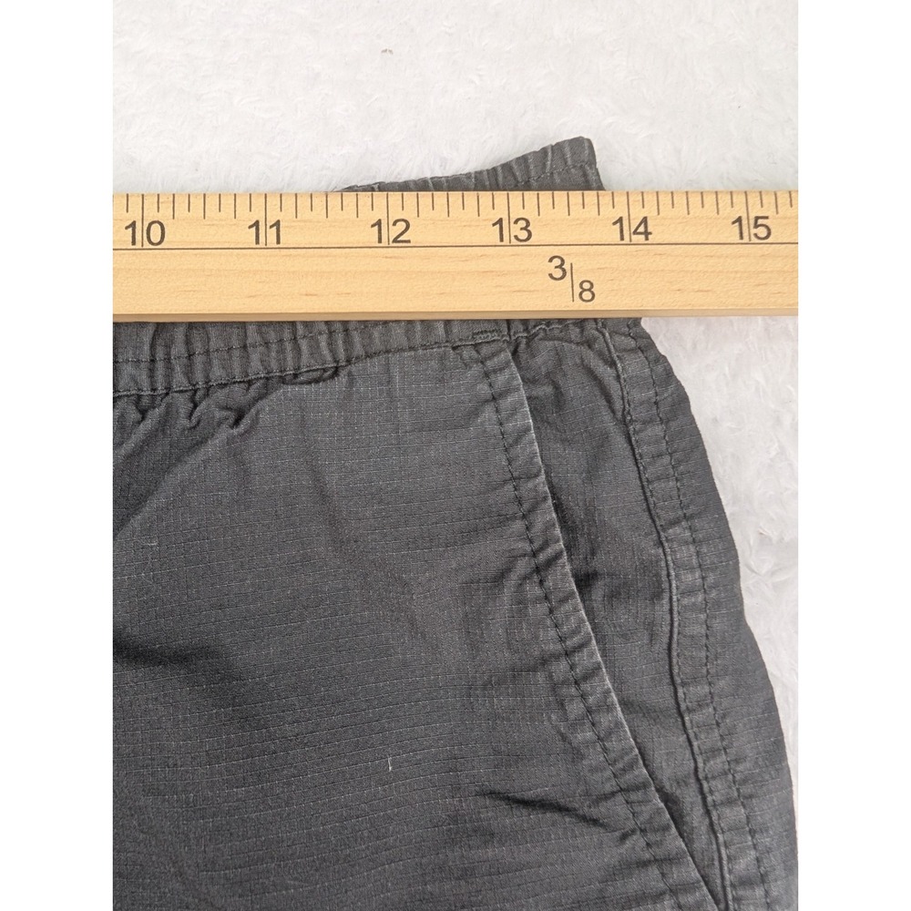 Vuori Women's Gray Ripstop Shorts - Picture 4 of 8